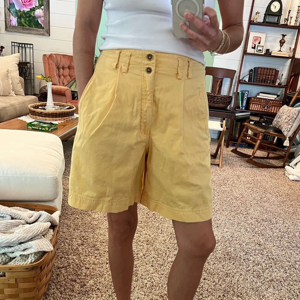 Vintage Liz Wear long shorts yellow 100% cotton